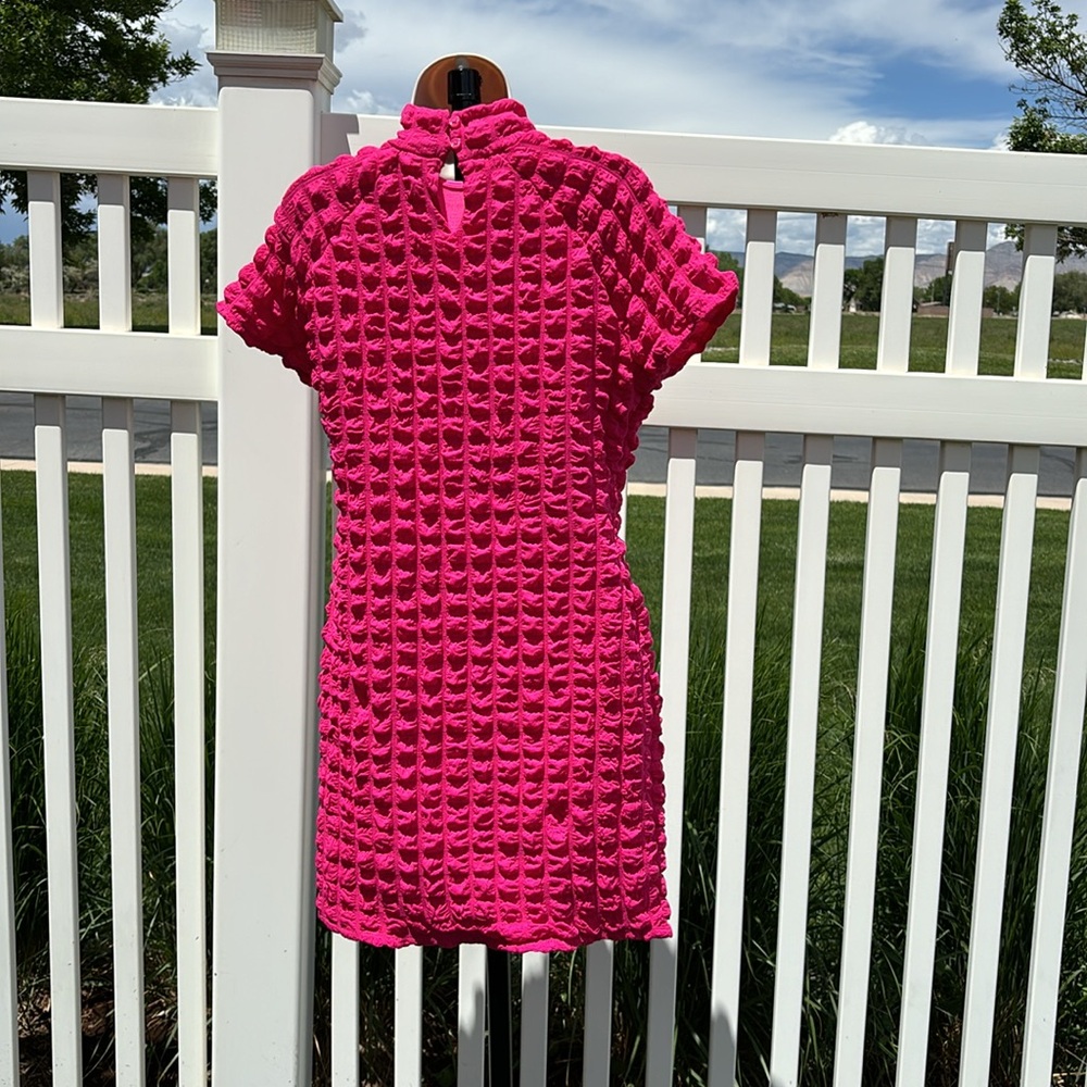 Pink Smocked Poly Dress Size L, NWOT - Picture 3 of 5